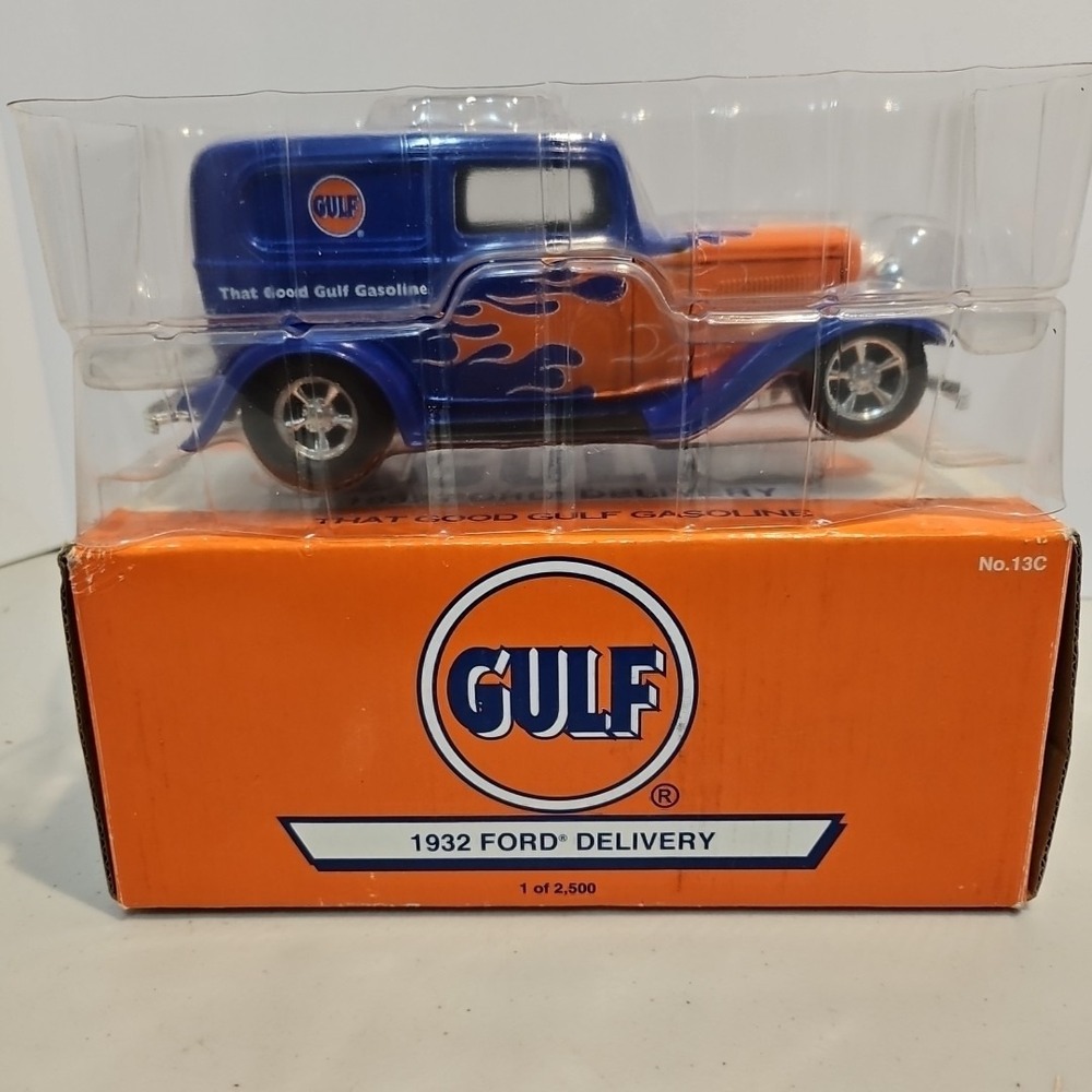 GULF OIL 1932 FORD DELIVERY Hot Rod ONLY 2500 PRODUCED #13C SERIES ERTL 1:25 NIB